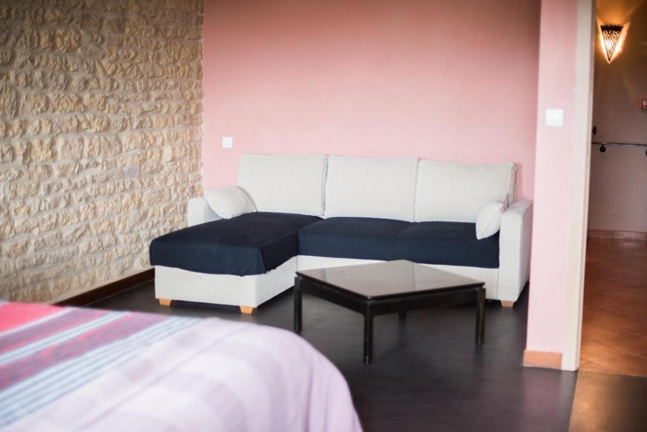 Chambres D'Hotes La Fraiseraie Tellancourt Buitenkant foto